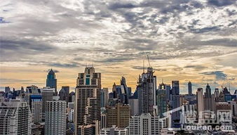 房企融资政策收紧与股权转让激增的双重冲击