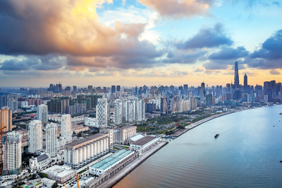 万科 从房地产开发到城市空间综合服务商的战略转型